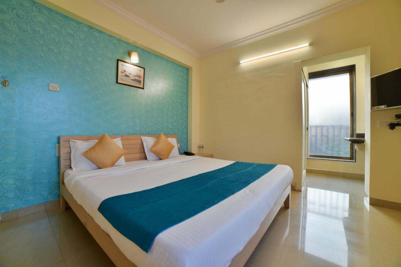 Palm Air By Goa Stays Panaji Bagian luar foto